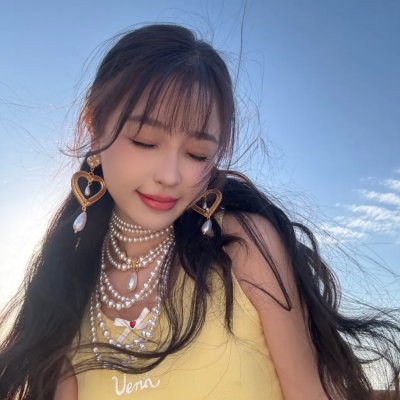 好女三头瞒
